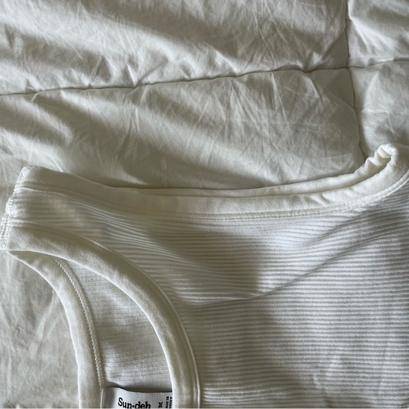 SinchSeamless™ Rib Crew Tank - Picture 4 of 5